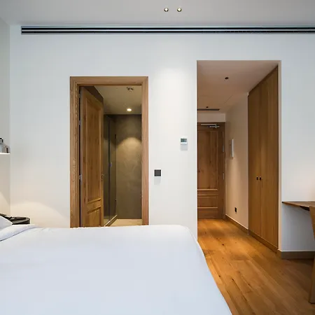 Hotel Arbaso 4*